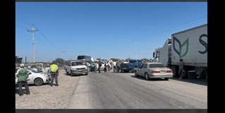 Bloqueo en carretera Victoria-Matamoros