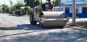 Avanza pavimentación en calle Miguel Alemán