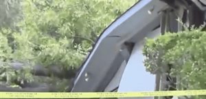 Tornado toca tierra en condado Harris