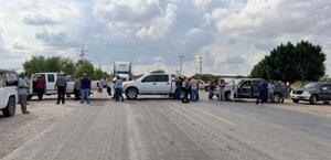 Tercer día de bloqueos en carreteras de Tamaulipas