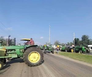 Productores agrícolas bloquean carreteras en Tamaulipas por cuarto día