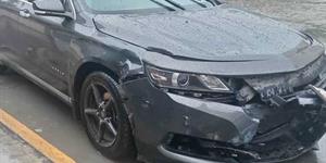 Causa accidente vehicular por no respetar un alto