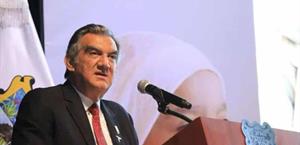 Becas para que médicos se queden en Tamaulipas