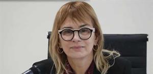 Proponen regular cirugías estéticas en adolescentes