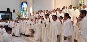 Mantiene la Iglesia una planta sacerdotal sólida