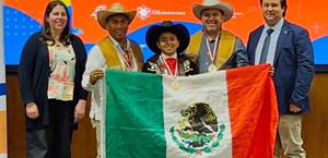 Alumno gana oro en Chile