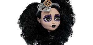 Mattel lanza muñeca Monster High inspirada en El joven manos de tijera