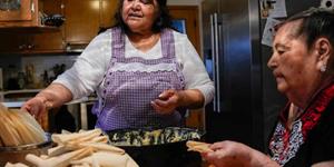 Así sobreviven inmigrantes que nadie contrata