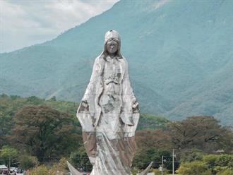Inauguran escultura de la Virgen de la Misericordia en Hidalgo