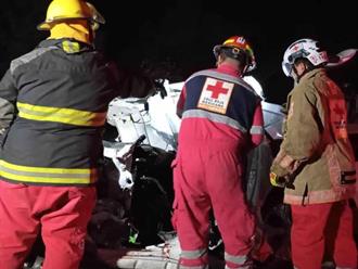Maestro de la UAT muere en choque con tráiler en la González-Zaragoza