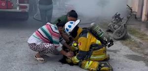 Salvan los bomberos a una niña