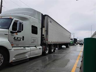 Amenazan agricultores con protestas masivas
