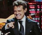 Luis Miguel se muestra más cálido y cercano con sus fans