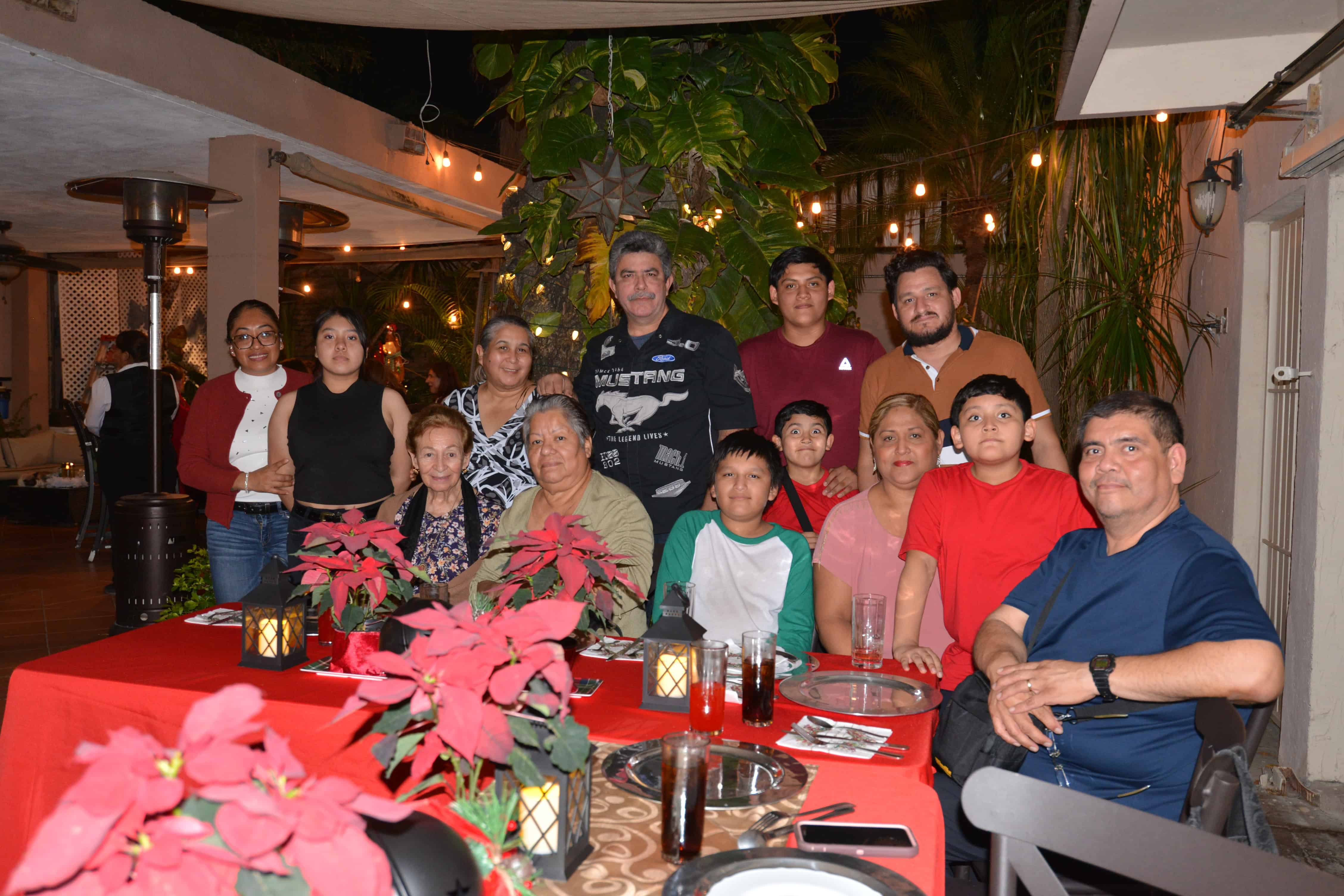 Festejan al presbítero Juan Trujillo Guerrero.