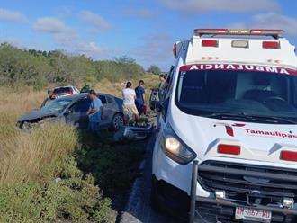 Choque dejó dos heridos en carretera San Fernando-Reynosa