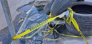 Fuga de aguas residuales en colonia Miguel Hidalgo