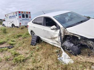 Accidente en carretera federal Victoria-Matamoros deja dos heridos