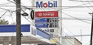 Cierra año sin alza a precio de gasolina