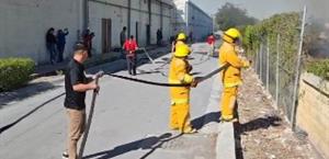 Fuerte incendio en Río Bravo genera alarma en supermercados