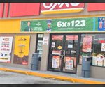 Intriga cierre masivo de Oxxos; puertas presentan cadena y candado
