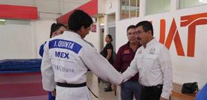 Impulsa rector  el deporte de alto rendimiento