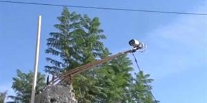 Espía a sus vecinos con cámara de videovigilancia