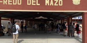 Regresan a las aulas miles de estudiantes