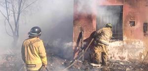 Racha de Incendios deja a 3 familias en la calle