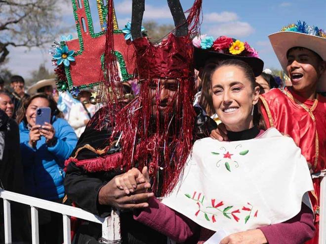 Sheinbaum da certeza a residentes de Nuevo Cruz del Palmar