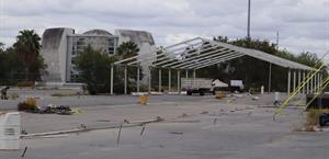 Levantan estructuras del Centro para los Migrantes