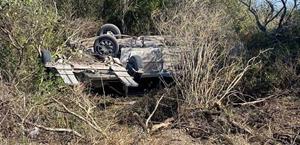 ‘Carreros’ ilesos tras volcadura