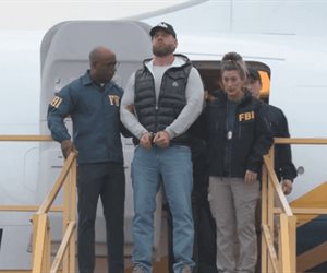 Captura de exatleta exhibe dos versiones entre México y FBI