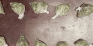 Atrapan a menor tras cateo por narcóticos