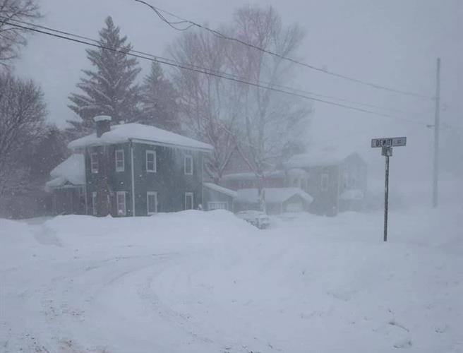 Tormenta invernal amenaza con hielo y nieve a más de la mitad de EEUU