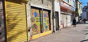 Ahuyenta el clima extremo a comercios de la peatonal