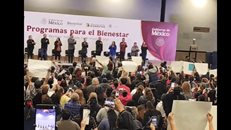 Entrega Presidenta Claudia Sheinbaum Pardo apoyos del programa PensiónMujeresdelBienestar en el Centro de Convenciones de Reynosa.">