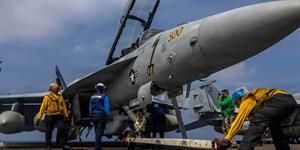 Irán en alerta ante posible ofensiva militar de EU