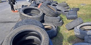 Denuncian un ‘cementerio’ de llantas en pleno centro