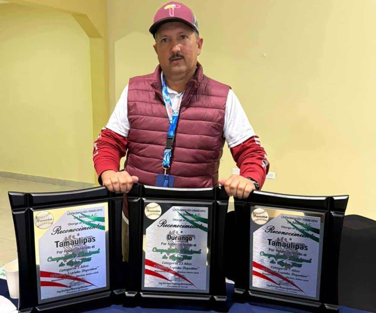 Recibe distinción la Asociación Estatal de Beisbol en Tamaulipas