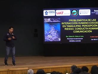 Analiza la UAT interacción humano-cocodrilo