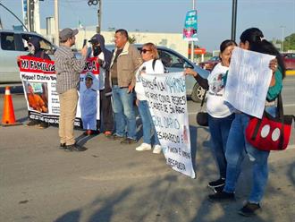 Realizan bloqueo en tramo de la Tampico-Mante