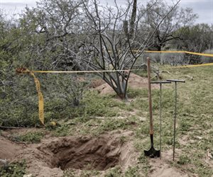 Localizan fosa clandestina con osamentas en La Paz, BCS