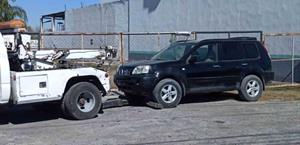 Recuperan X-Trail con reporte de robo