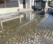 Fuga de aguas negras tiene mas de dos años