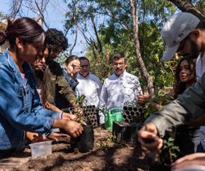 Convive rector con comunidad de FIC-UAT