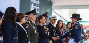 Sheinbaum reconoce labor histórica de la Fuerza Aérea