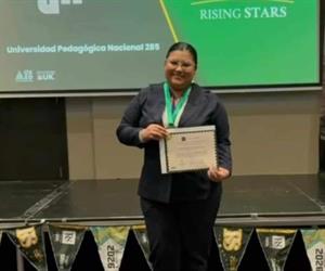 Se capacita maestra en Inglaterra