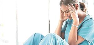 Buscan blindaje legal para médicos residentes