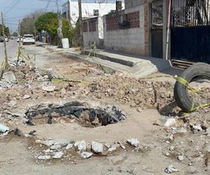 Dejan excavación abierta y sin reparar en la colonia Humberto Valdez Richaud