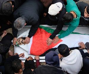 Mueren dos palestinos en ataque con dron